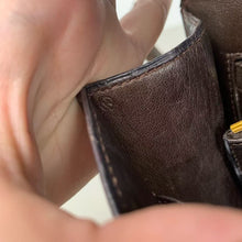 Load image into Gallery viewer, Hermes Vintage Constance 23, brown crocodile