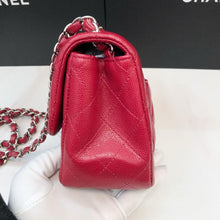 Load image into Gallery viewer, Chanel mini square 17cm red caviar, silver hdw