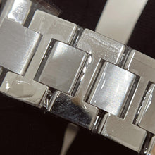 Load image into Gallery viewer, Cartier watch W5200013 with Diamonds 31mm
