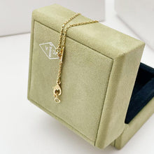 Load image into Gallery viewer, Van Cleef & Arpels (VCA) green malachite pendant, 18k yellow gold