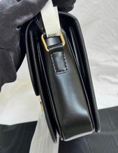 Load image into Gallery viewer, Celine Classique black medium Triomphe, gold hdw