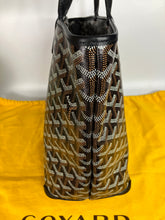 Load image into Gallery viewer, Goyard black Artois PM with zipper