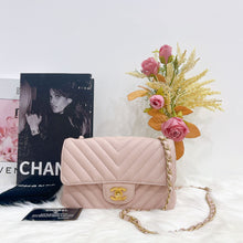 Load image into Gallery viewer, Chanel pink mini calfskin chevron, with gold hdw