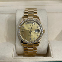 Load image into Gallery viewer, Rare Vintage Rolex Day-Date 18048 36mm 18K Yellow Gold Diamond Champagne Dial Watch