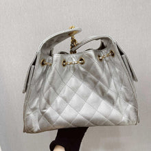 Load image into Gallery viewer, Chanel 25 small in rare silver caviar, aged gold hdw
