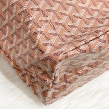Load image into Gallery viewer, Goyard tote PM size, rare pink colour
