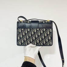 Load image into Gallery viewer, Dior Montaigne 30 navy blue, gold hdw