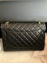 Load image into Gallery viewer, Chanel black caviar Maxi single flap, gold hdw.
