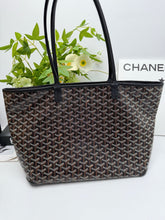 Load image into Gallery viewer, Goyard black Goyardine Artois MM
