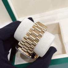 Load image into Gallery viewer, Rare Vintage Rolex Day-Date 18048 36mm 18K Yellow Gold Diamond Champagne Dial Watch