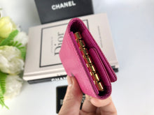 Load image into Gallery viewer, Chanel pink caviar vintage key holder