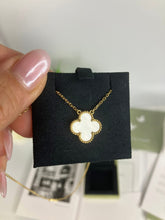 Load image into Gallery viewer, Van Cleef & Arpels 2021 (VCA) 18k gold white mop necklace, vintage Alhambra.