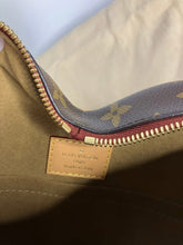 Load image into Gallery viewer, Louis Vuitton game on coeur monogram heart bag