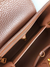 Load image into Gallery viewer, Louis Vuitton pink pearl capucines BB in taurillon leather