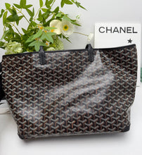 Load image into Gallery viewer, Goyard black Goyardine Artois MM