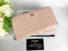 Load image into Gallery viewer, Chanel light pink chevron lambskin wallet