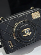Load image into Gallery viewer, Chanel black lambskin Coco Click bag with light gold hdw