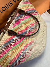 Load image into Gallery viewer, Loewe Paula’s Ibiza anagram basket bag
