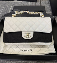 Load image into Gallery viewer, Chanel small white caviar flap, gold hdw