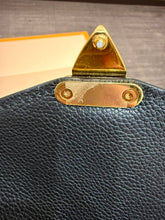 Load image into Gallery viewer, Louis Vuitton black empriente leather Pochette Metis