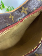 Load image into Gallery viewer, Louis Vuitton game on coeur monogram heart bag