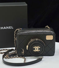 Load image into Gallery viewer, Chanel black lambskin Coco Click bag with light gold hdw