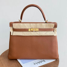 Load image into Gallery viewer, Hermes Kelly 32 Togo leather, gold x gold hdw, stamp A 2017