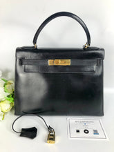 Load image into Gallery viewer, Hermes Vintage black box Kelly 28, gold hdw.