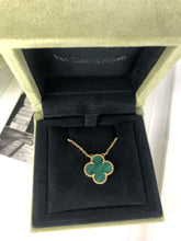 Load image into Gallery viewer, Van Cleef & Arpels (VCA) green malachite pendant, 18k yellow gold