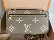 Load image into Gallery viewer, Louis Vuitton Pochette Métis East West, Dove / Cream