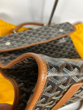 Load image into Gallery viewer, Goyard Saint Leger Briefcase Backpack Coated Canvas