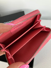 Load image into Gallery viewer, Chanel coral pink caviar coin purse, card holder. Light gold hdw