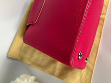 Load image into Gallery viewer, Louis Vuitton capucines PM pink taurillon leather, silver hdw