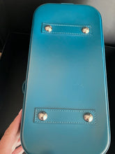Load image into Gallery viewer, Louis Vuitton Alma epi leather, teal with silver hdw