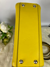 Load image into Gallery viewer, Fendi mini yellow peekaboo, silver hdw
