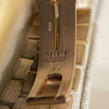 Load image into Gallery viewer, Rare Vintage Rolex Day-Date 18048 36mm 18K Yellow Gold Diamond Champagne Dial Watch