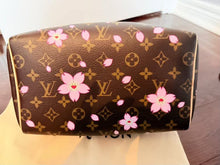 Load image into Gallery viewer, Louis Vuitton X Takashi Murakami Monogram Cherry Blossom Speedy Bandouliere 25 Sakura pink