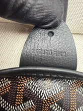 Load image into Gallery viewer, Goyard black Goyardine Artois MM