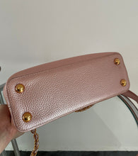 Load image into Gallery viewer, Louis Vuitton capucines BB pearl pink Taurillon leather