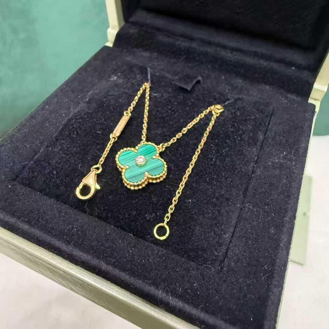 Very rare Van Cleef & Arpels (VCA) 2013 rare green malachite diamond holiday pendant, 18k gold