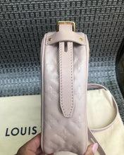 Load image into Gallery viewer, Louis Vuitton fall in love pink heart bag
