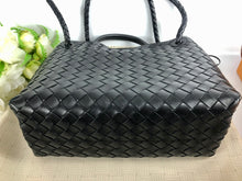 Load image into Gallery viewer, Bottega Veneta Andiamo medium black and gold hdw
