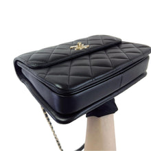 Load image into Gallery viewer, Chanel black trendy in small lambskin, Rose gold hardware
