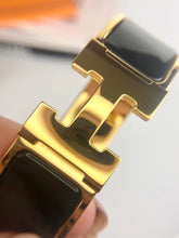 Load image into Gallery viewer, Hermes black / gold clic clac GM
