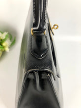 Load image into Gallery viewer, Hermes Vintage black box Kelly 28, gold hdw with clochette
