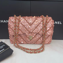 Load image into Gallery viewer, Chanel medium pink sequin bag
