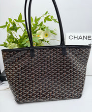 Load image into Gallery viewer, Goyard black Goyardine Artois MM
