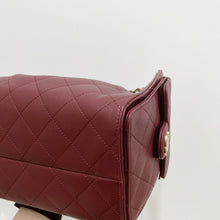 Load image into Gallery viewer, 25A Chanel 25 small in burgundy caviar, aged gold hdw

