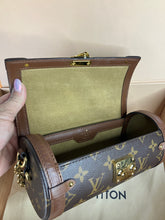 Load image into Gallery viewer, Louis Vuitton papillon trunk monogram
