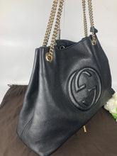 Load image into Gallery viewer, Gucci black leather soho chain tote
